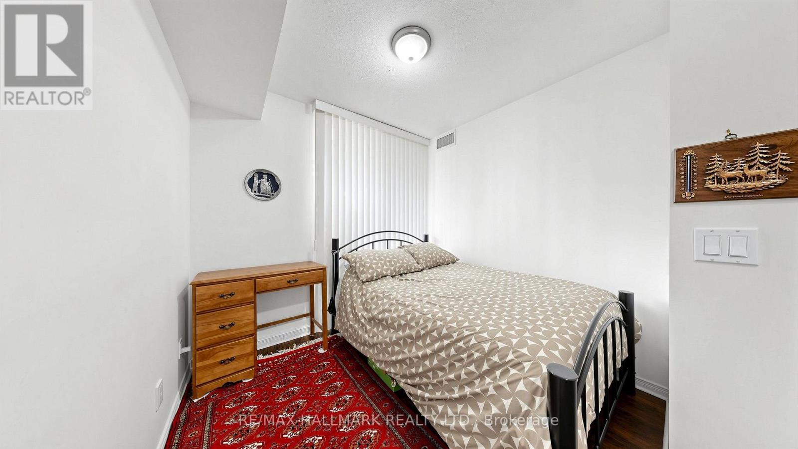 #712 310 RED MAPLE ROAD - 17