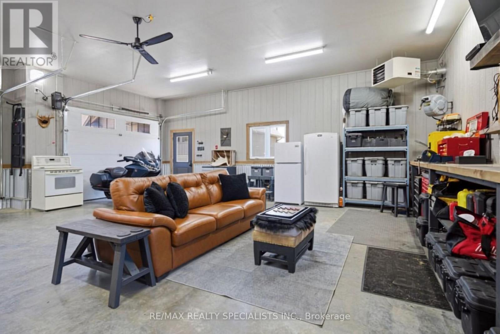 3 PINE DRIVE - Image 32