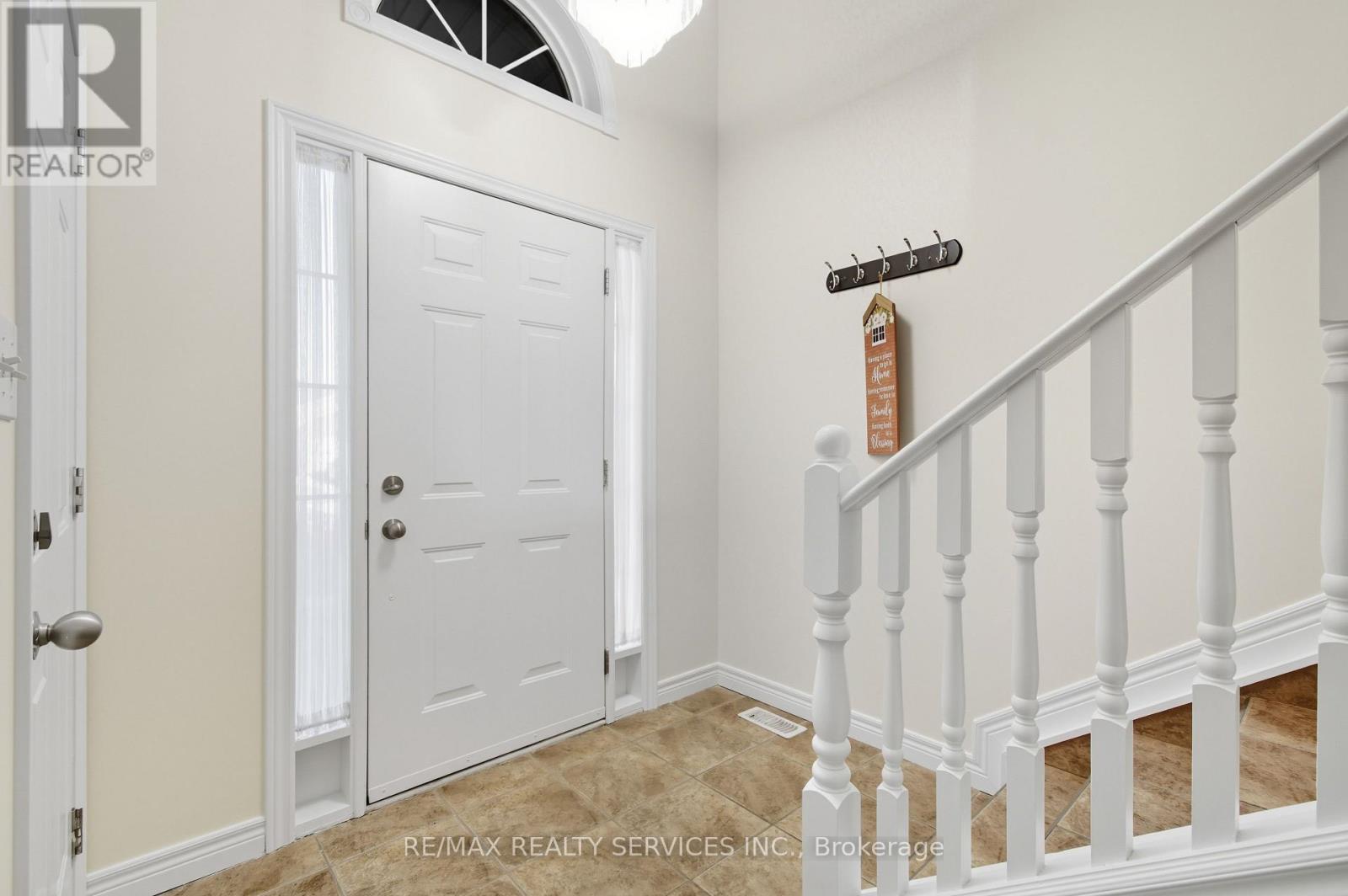 1039 CLOVER AVENUE - 13