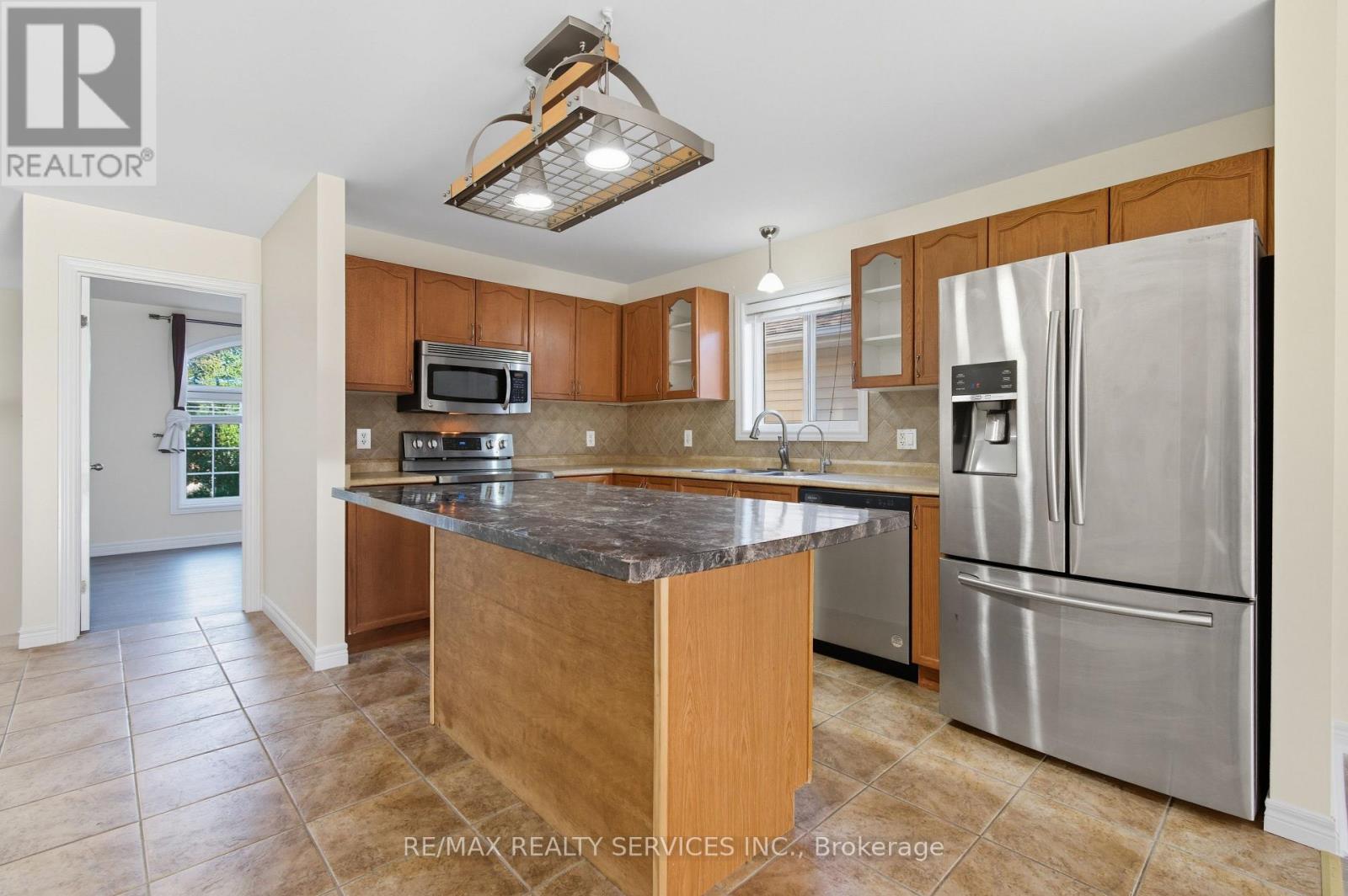 1039 CLOVER AVENUE - 17