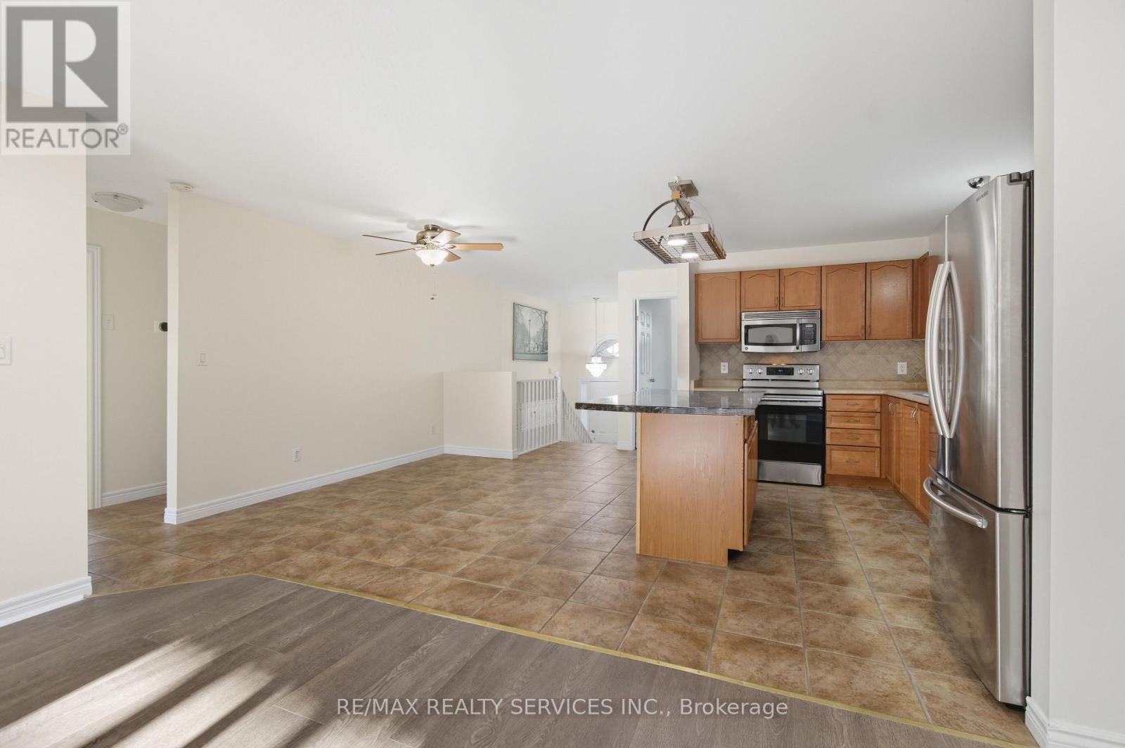 1039 CLOVER AVENUE - 19