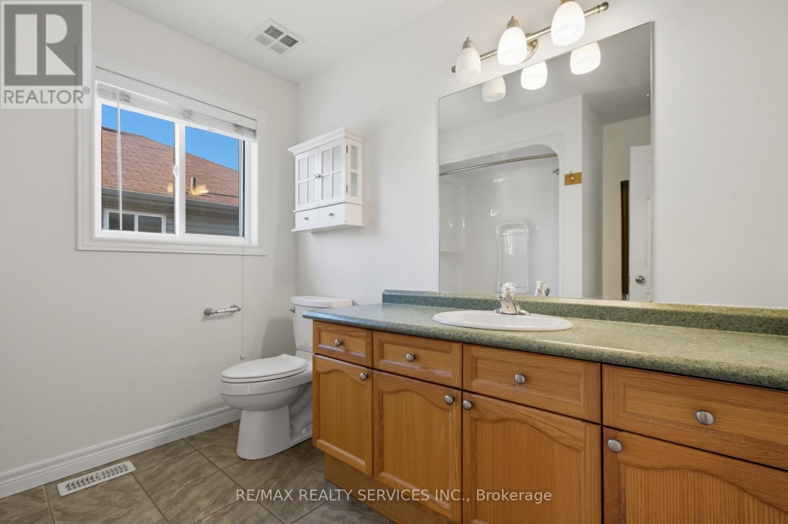 1039 CLOVER AVENUE - 26
