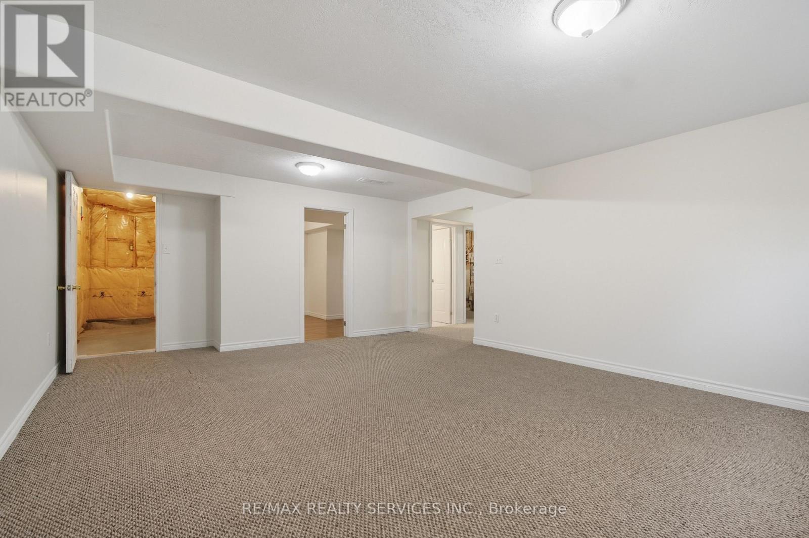 1039 CLOVER AVENUE - 32