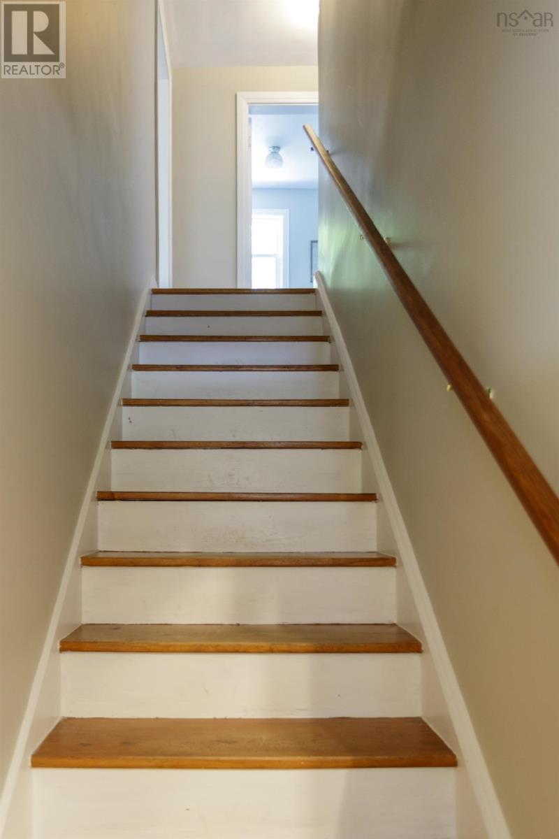 160 Cottage St - 30