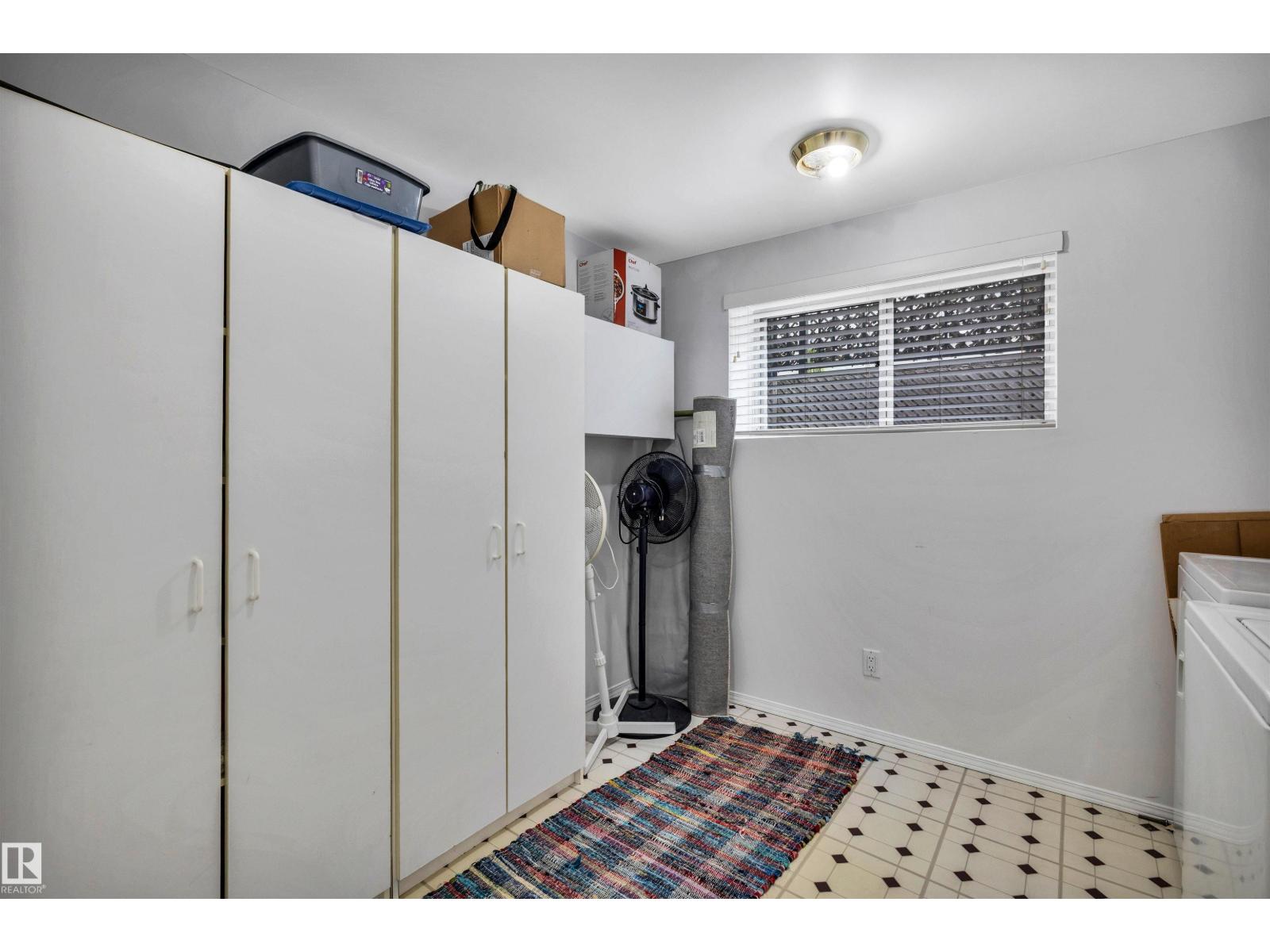 10282 87 ST NW - 36
