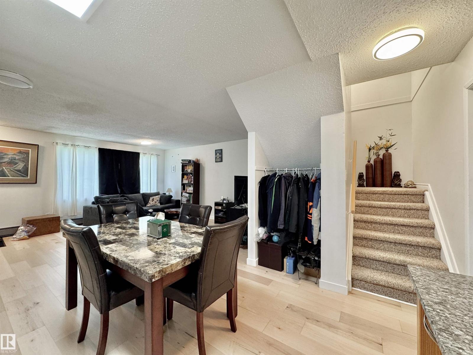 #29 13580 38 ST NW - 12