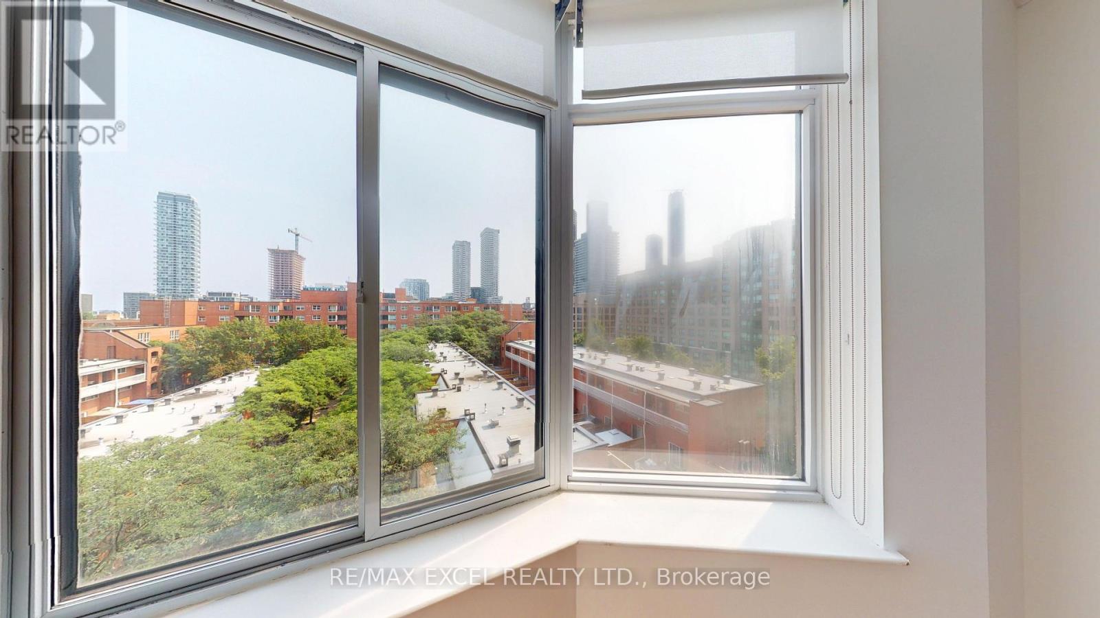#603 135 GEORGE STREET S - 27