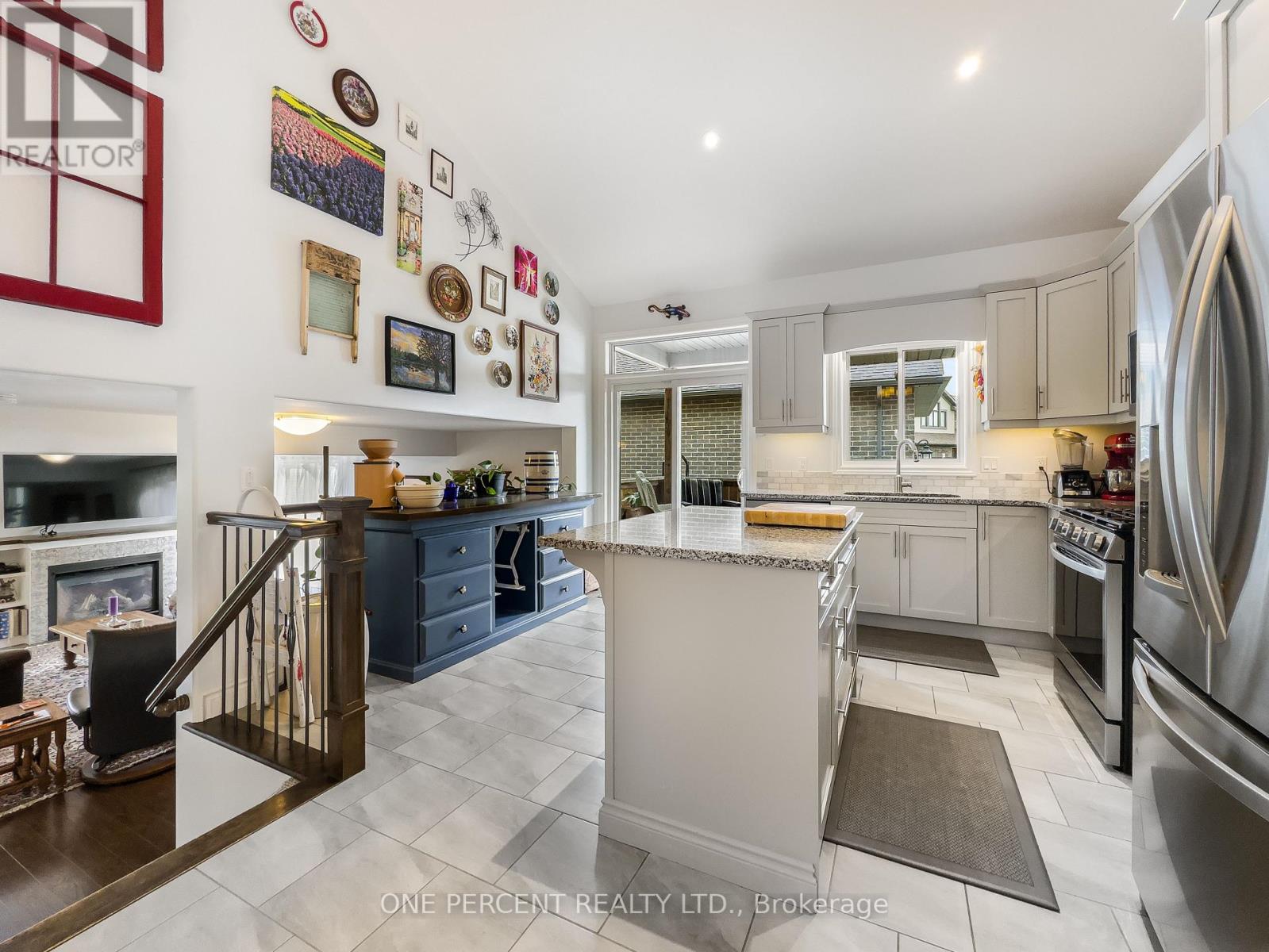 20 TRINITY COURT - 12