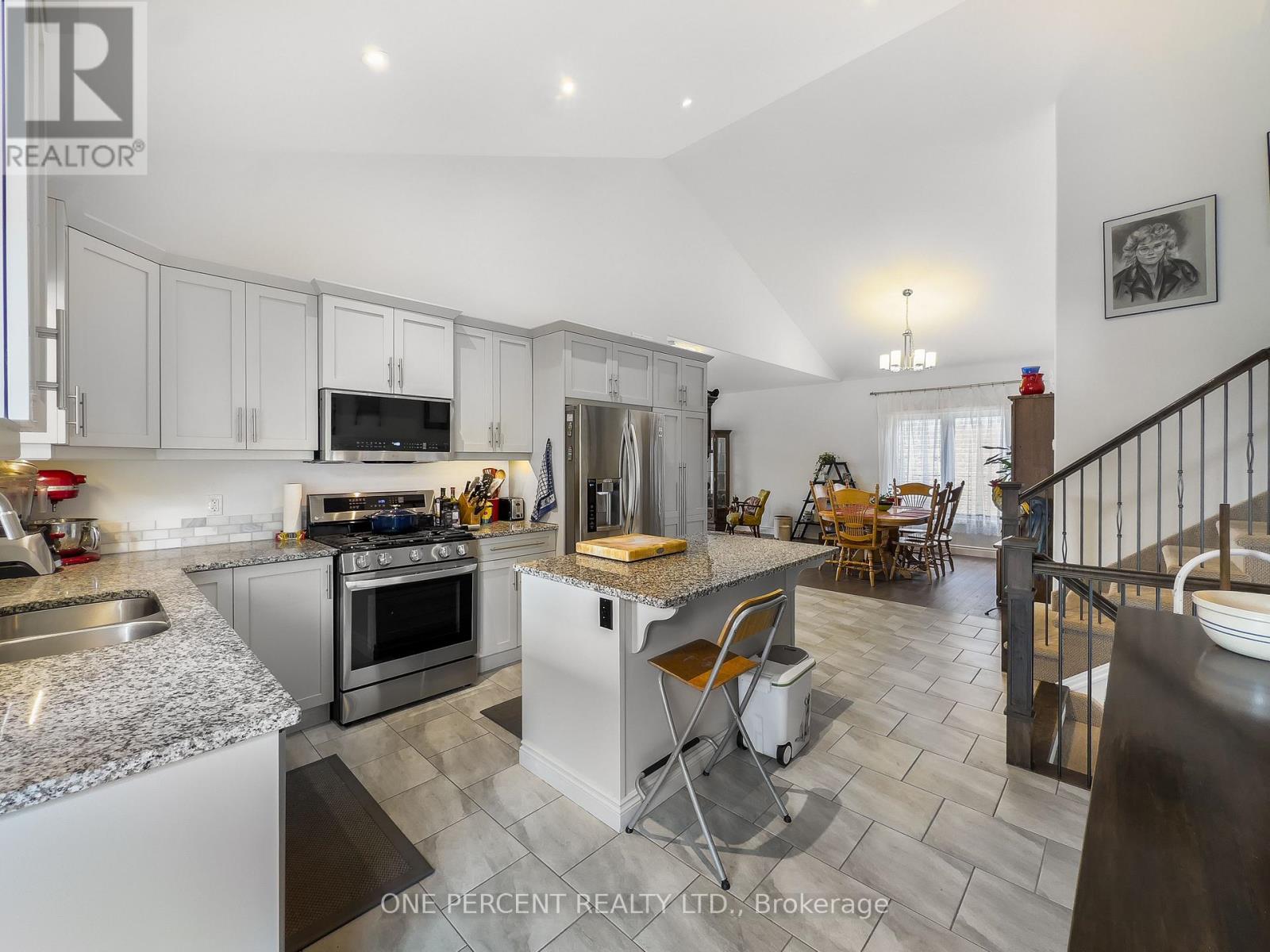 20 TRINITY COURT - 15