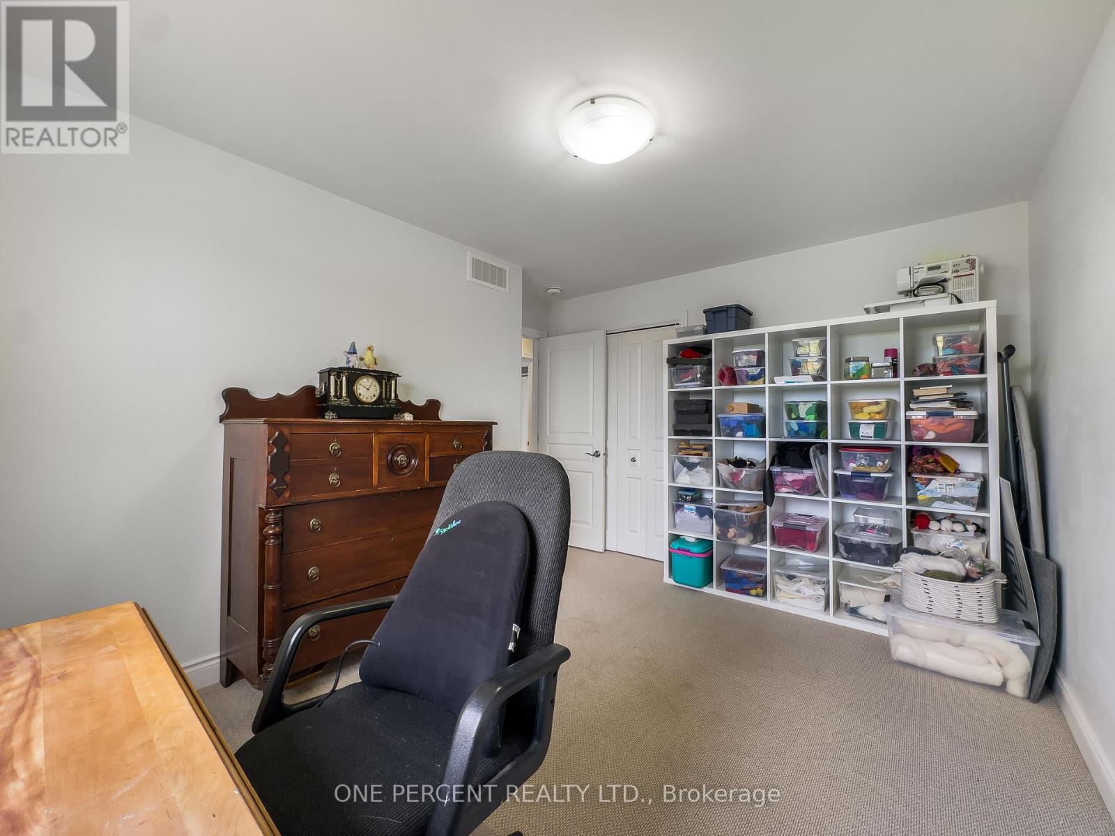 20 TRINITY COURT - 23