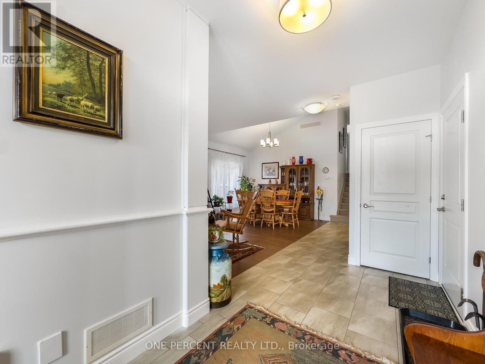 20 TRINITY COURT - 8