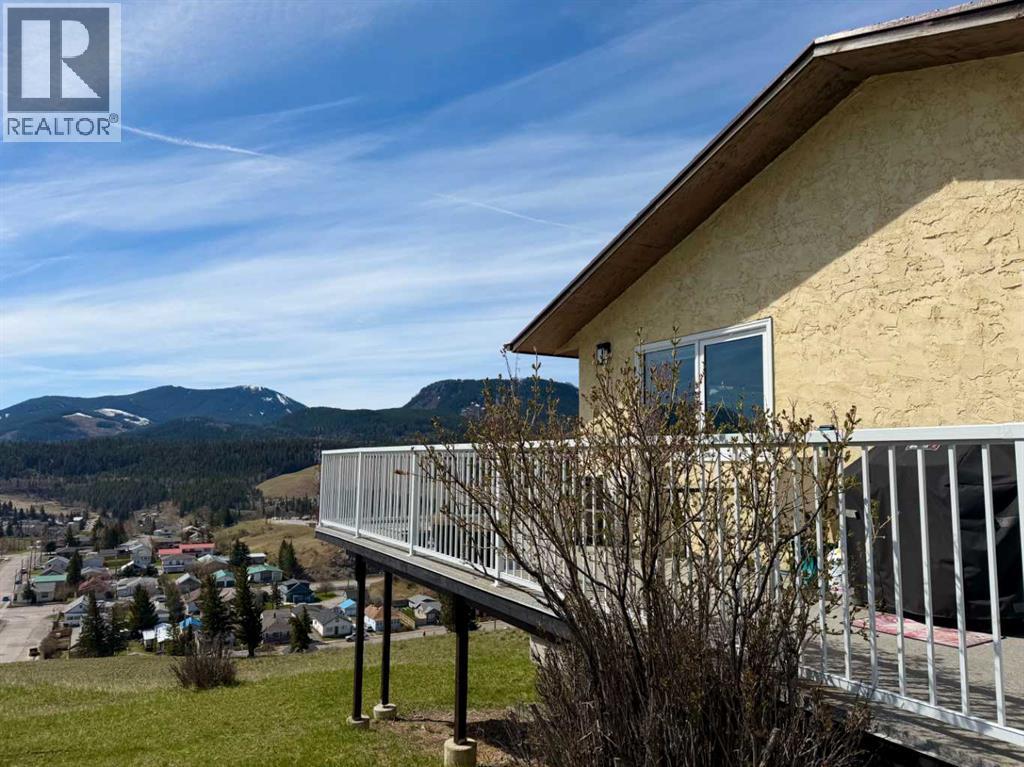 8142 26 Avenue - 5