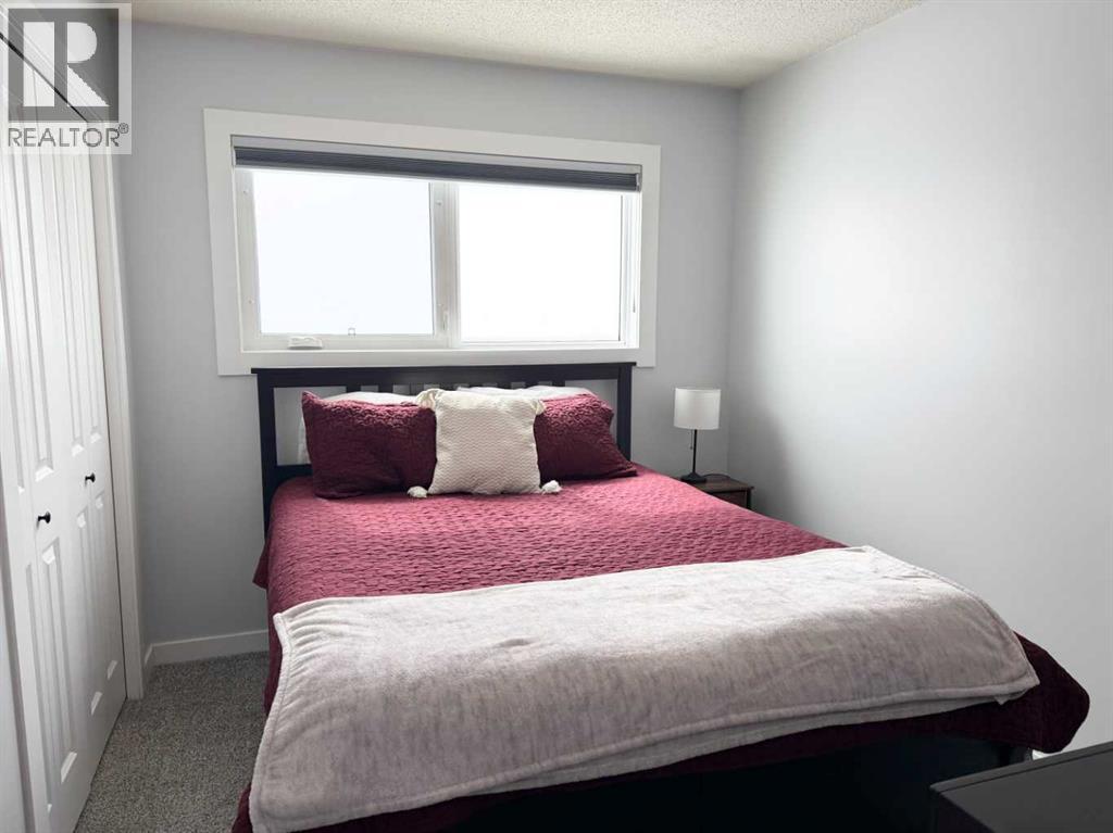8142 26 Avenue - 20