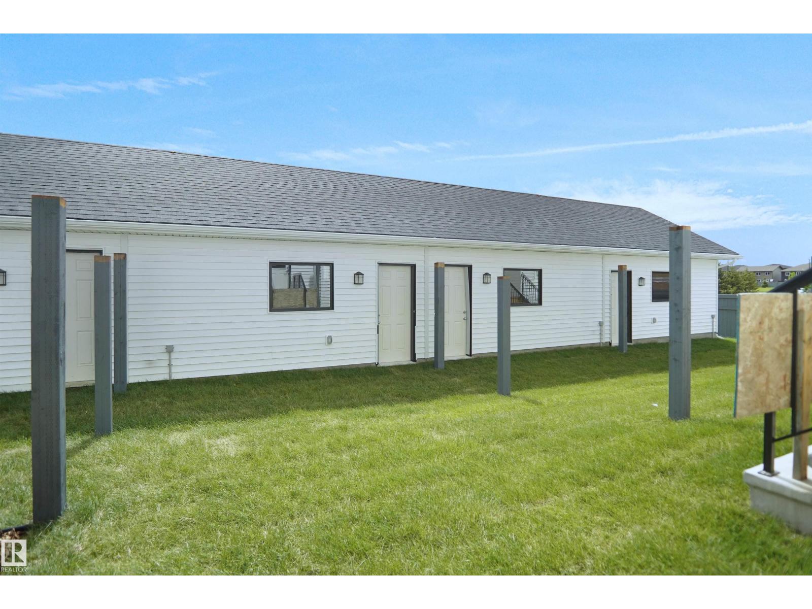 1299 KESWICK DR SW - 33