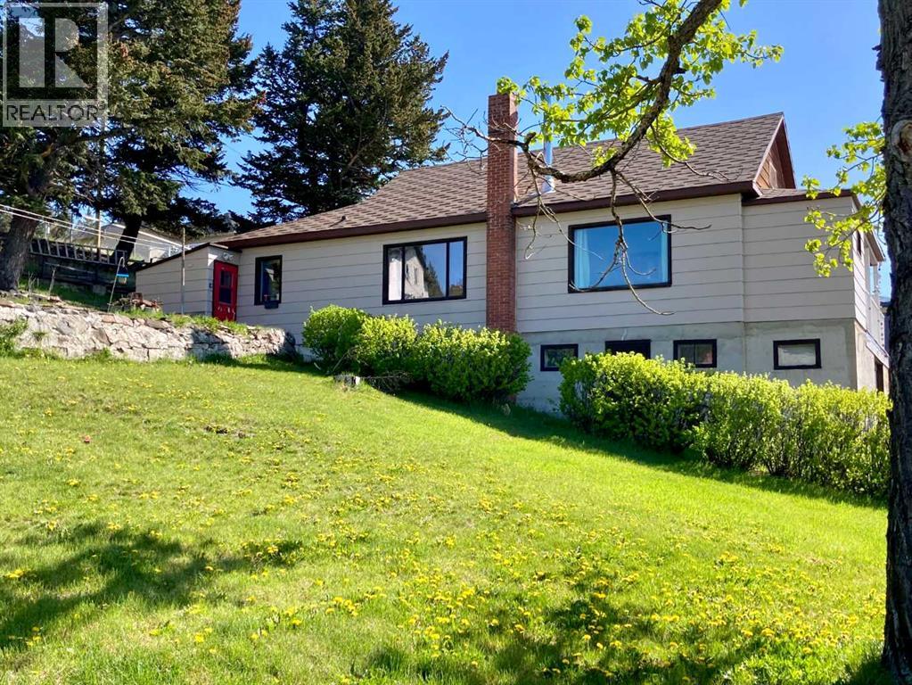 6525 21 Avenue - 2