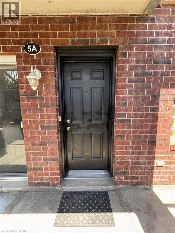 #5A 45 CEDARHILL Crescent - 3