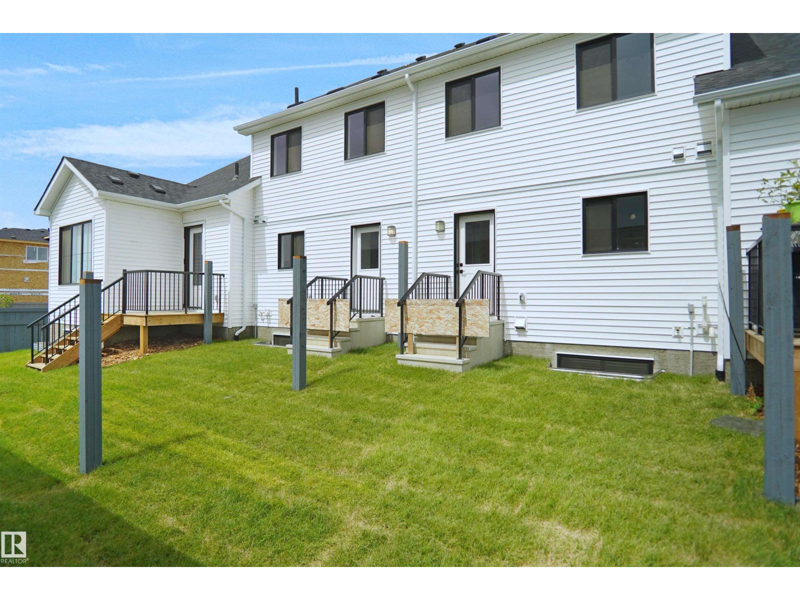 1299 KESWICK DR SW - 30