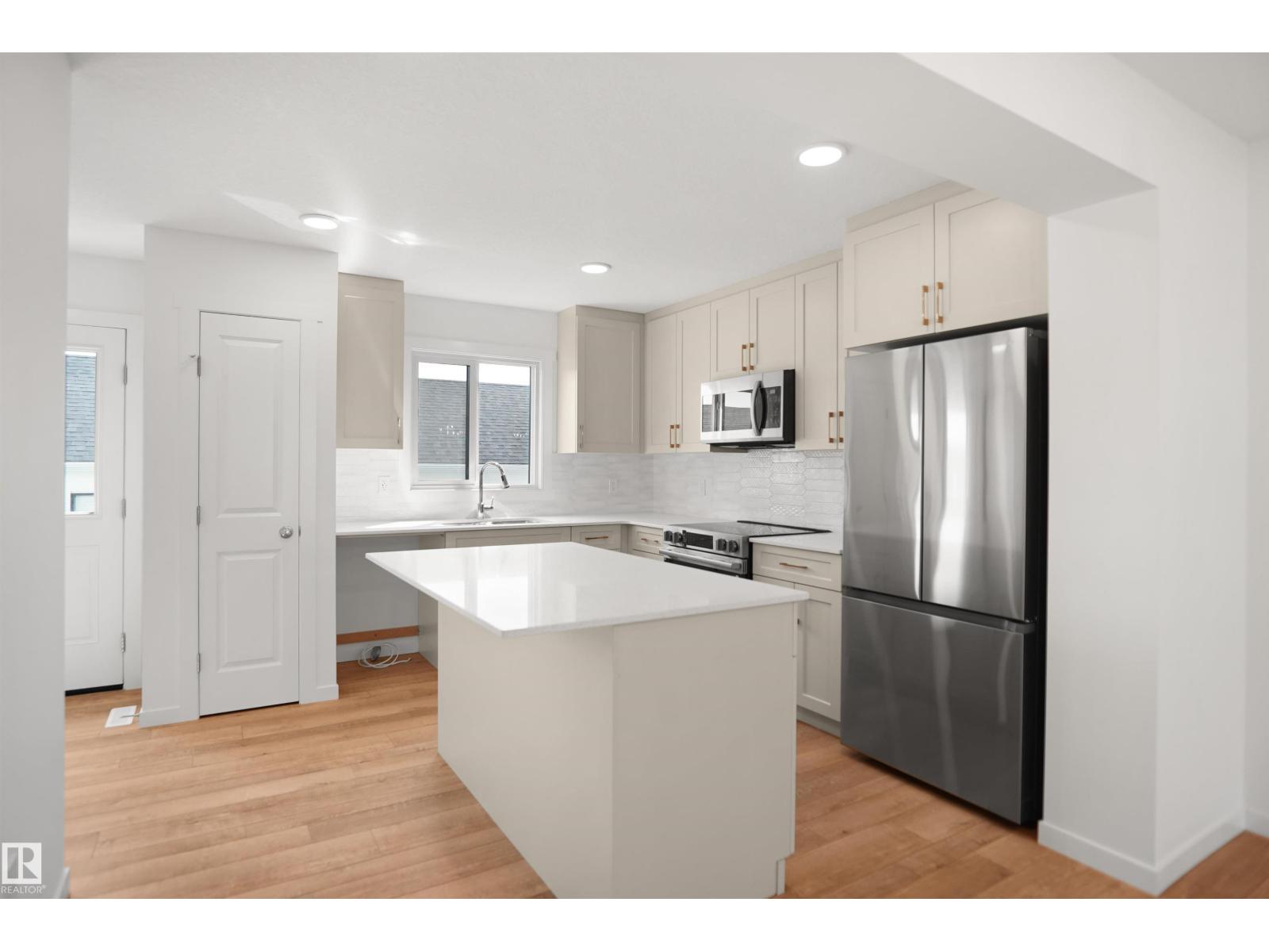 1301 KESWICK DR SW - 10