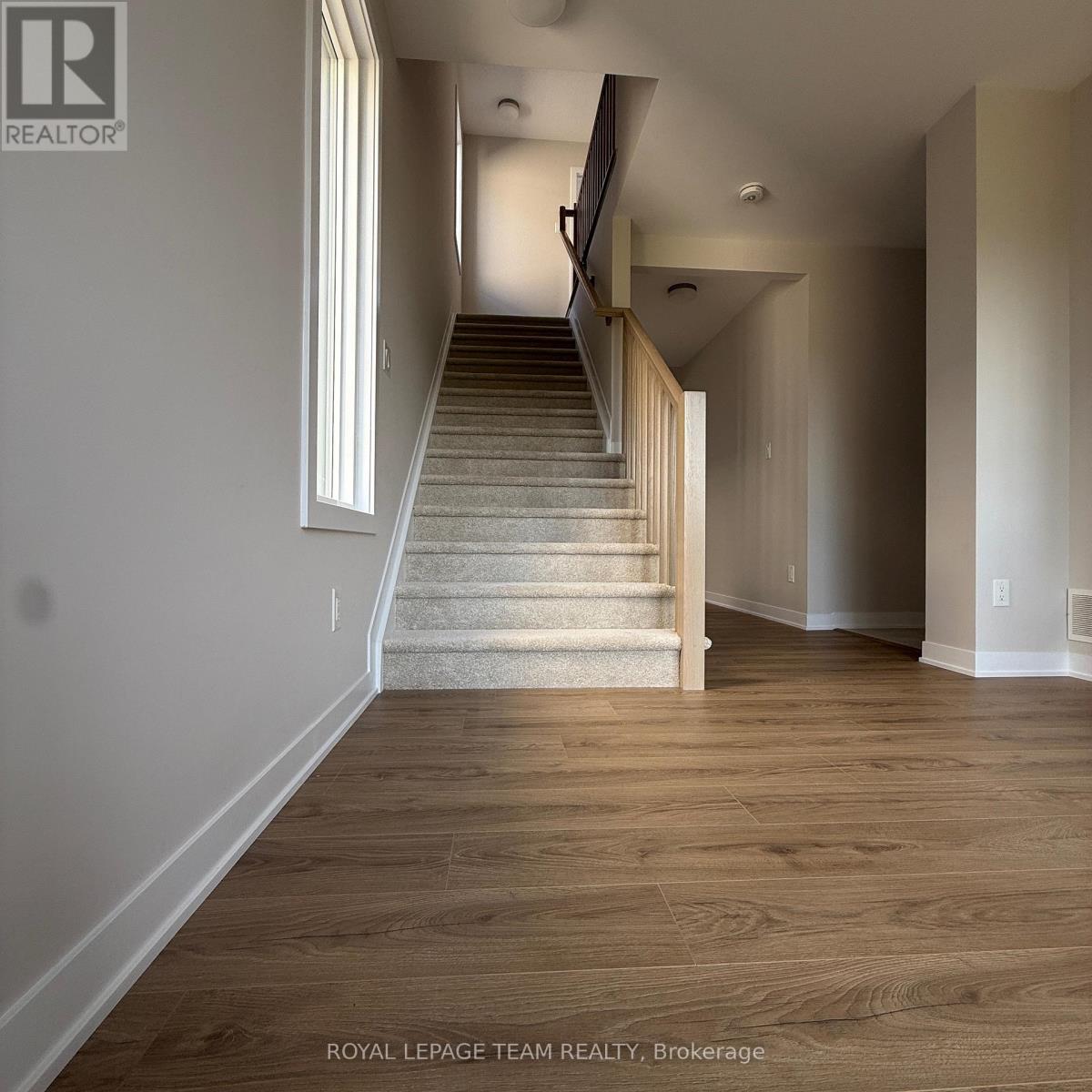 3 Bed, 5 Bath House for Rent in Ottawa – 286 LES EMMERSON DRIVE S, Ottawa – MLS# X13581020 - Image 9