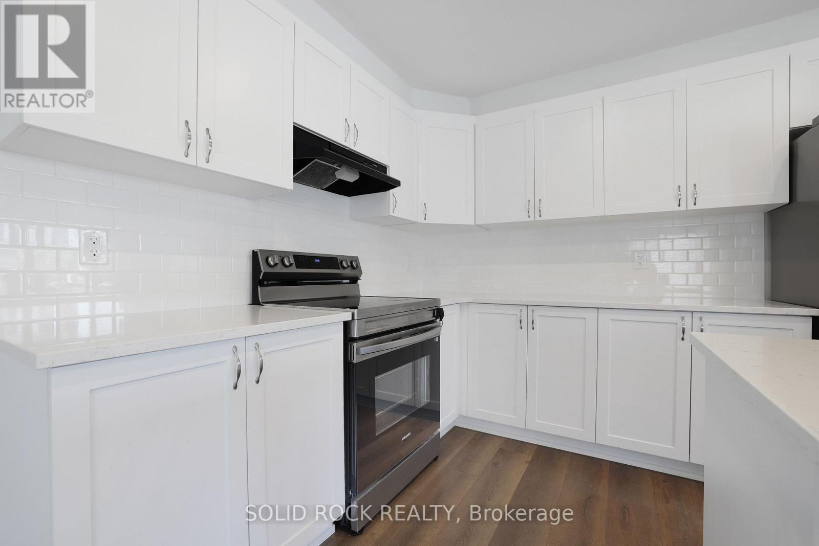 320 MEYNELL ROAD - 12