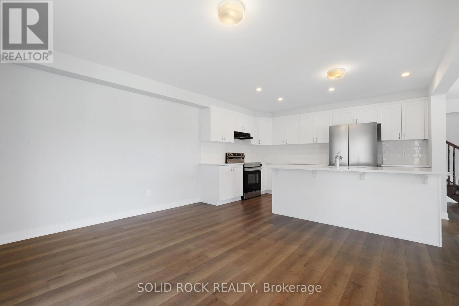 320 MEYNELL ROAD - 14