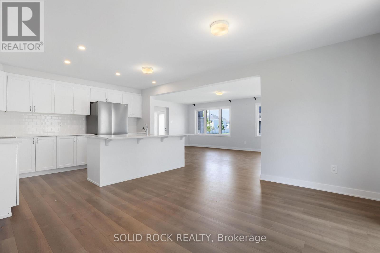 320 MEYNELL ROAD - 15