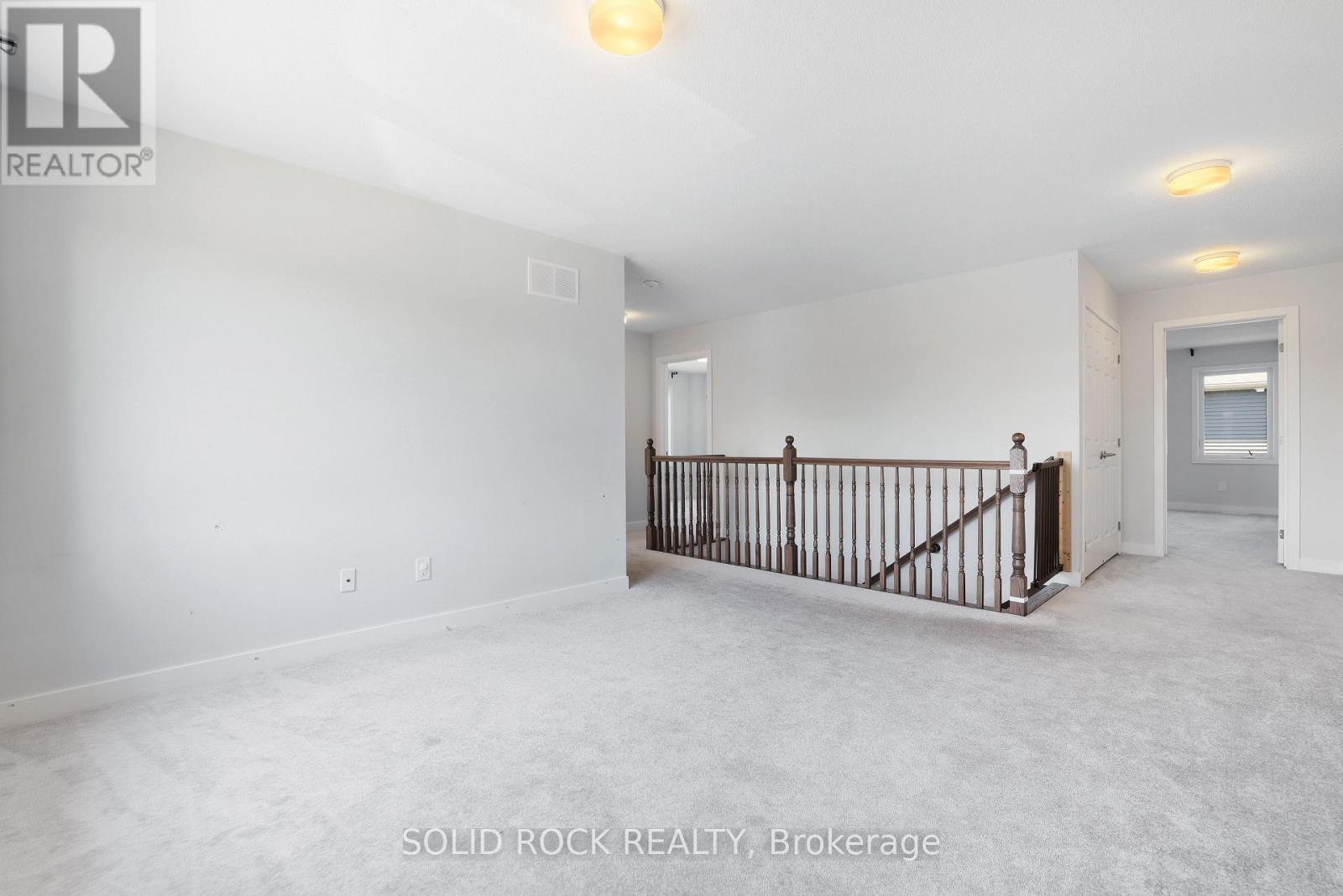 320 MEYNELL ROAD - 19