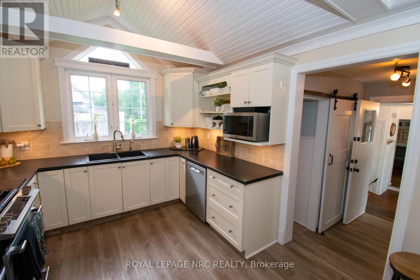 87 LAKEPORT ROAD N - Image 12