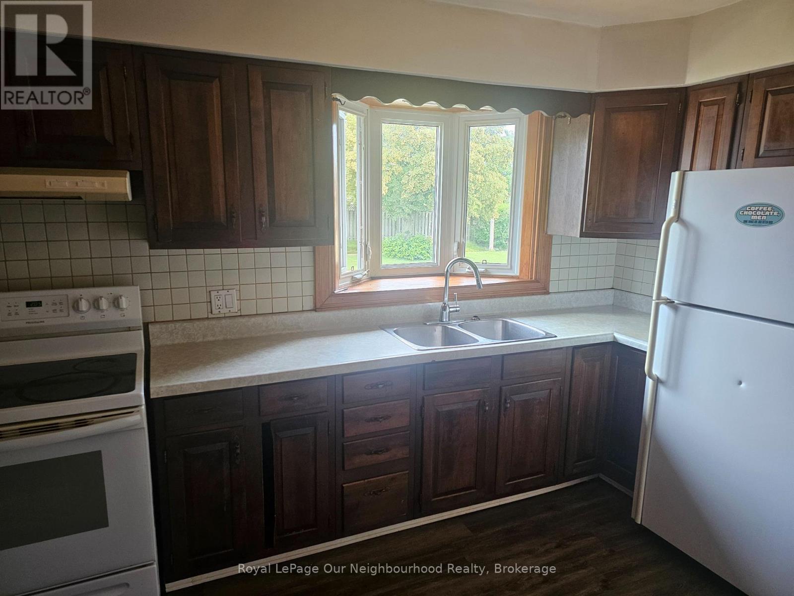 1500 LAKESIDE STREET - 4