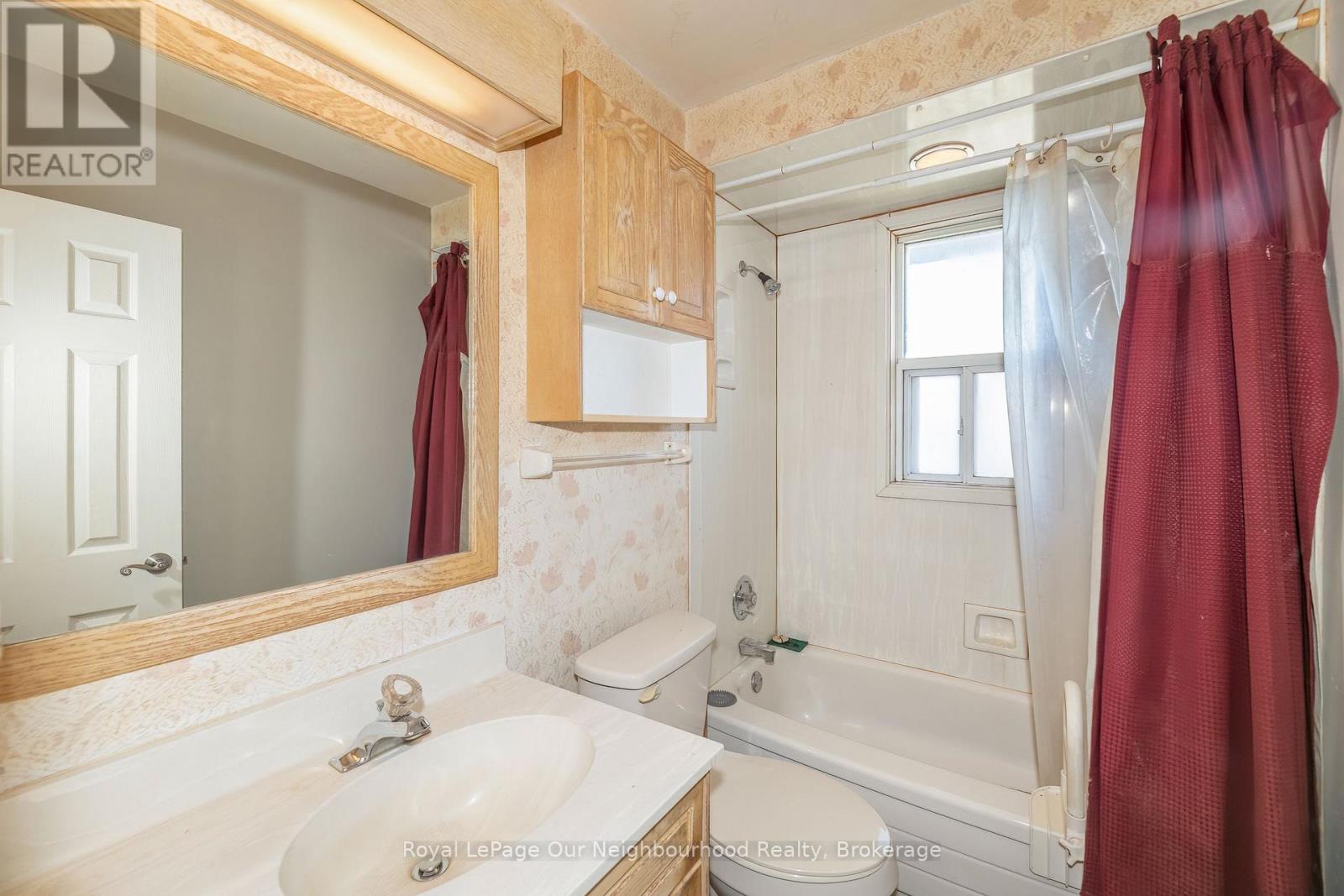 1500 LAKESIDE STREET - 11