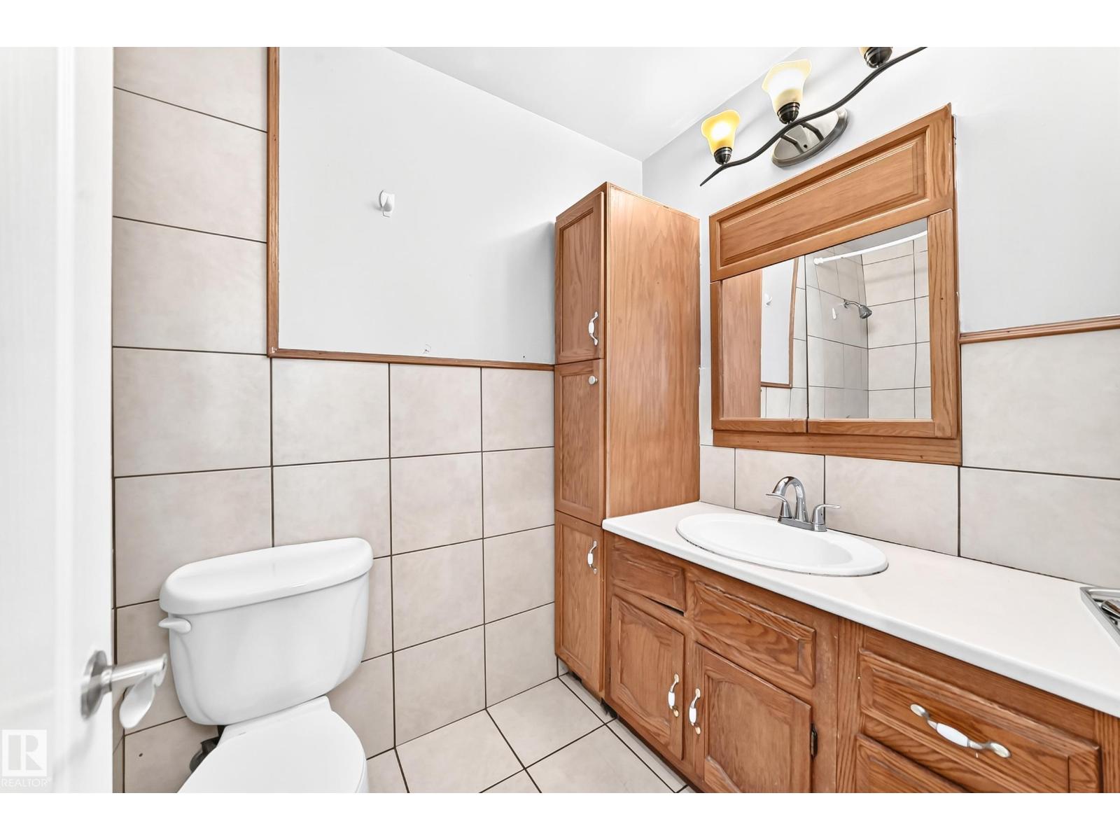 11607 137 AV NW - 21
