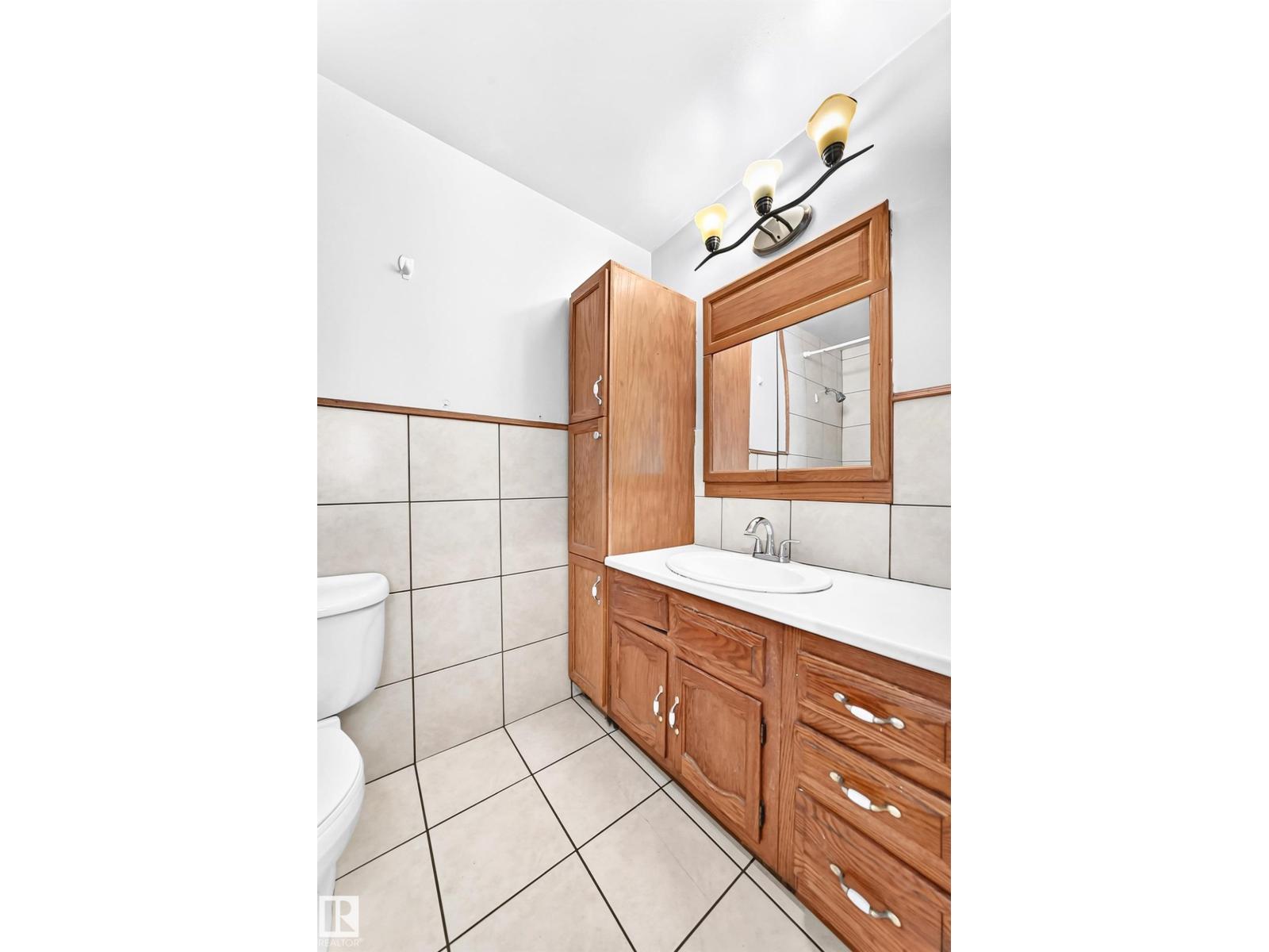 11607 137 AV NW - 22