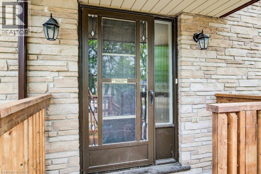 109 WHITE OAK Place - Image 4