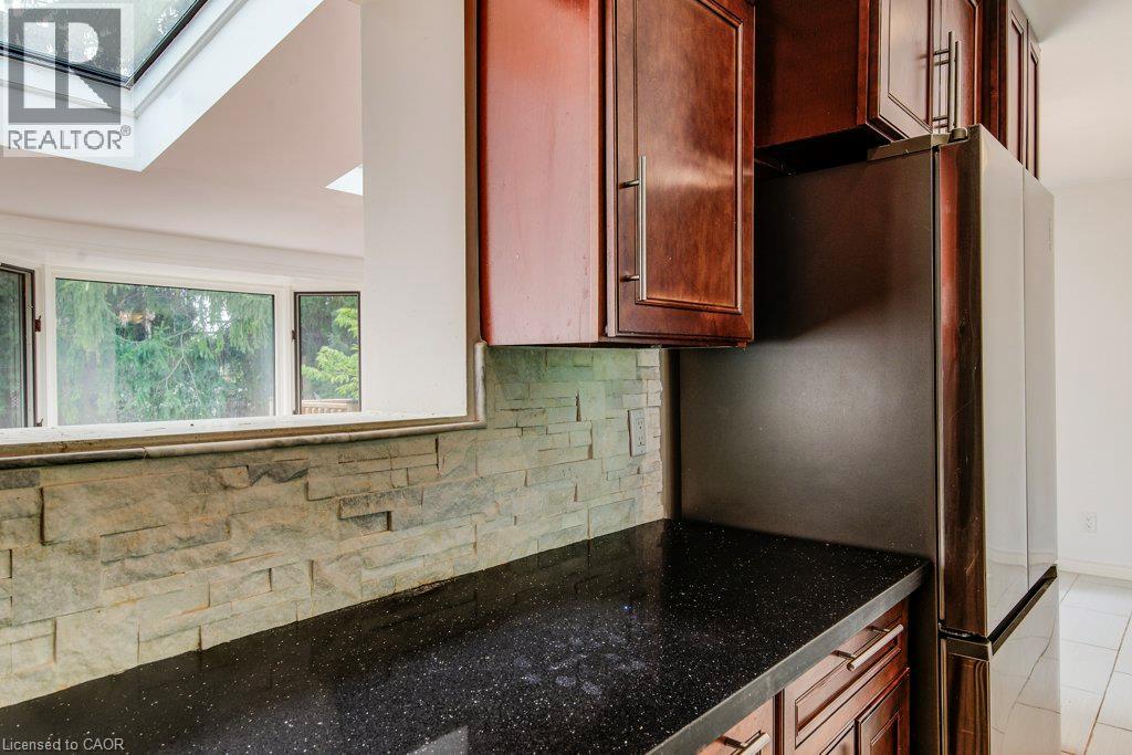 109 WHITE OAK Place - Image 12