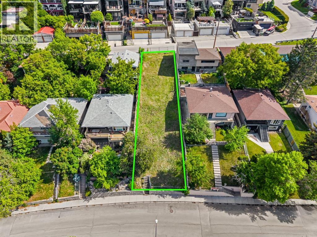 1128 Jamieson Avenue Northeast - Photo 7