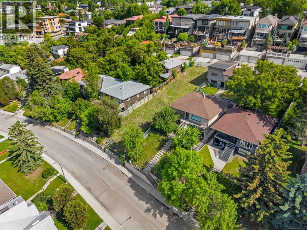 1128 Jamieson Avenue Northeast - Photo 10