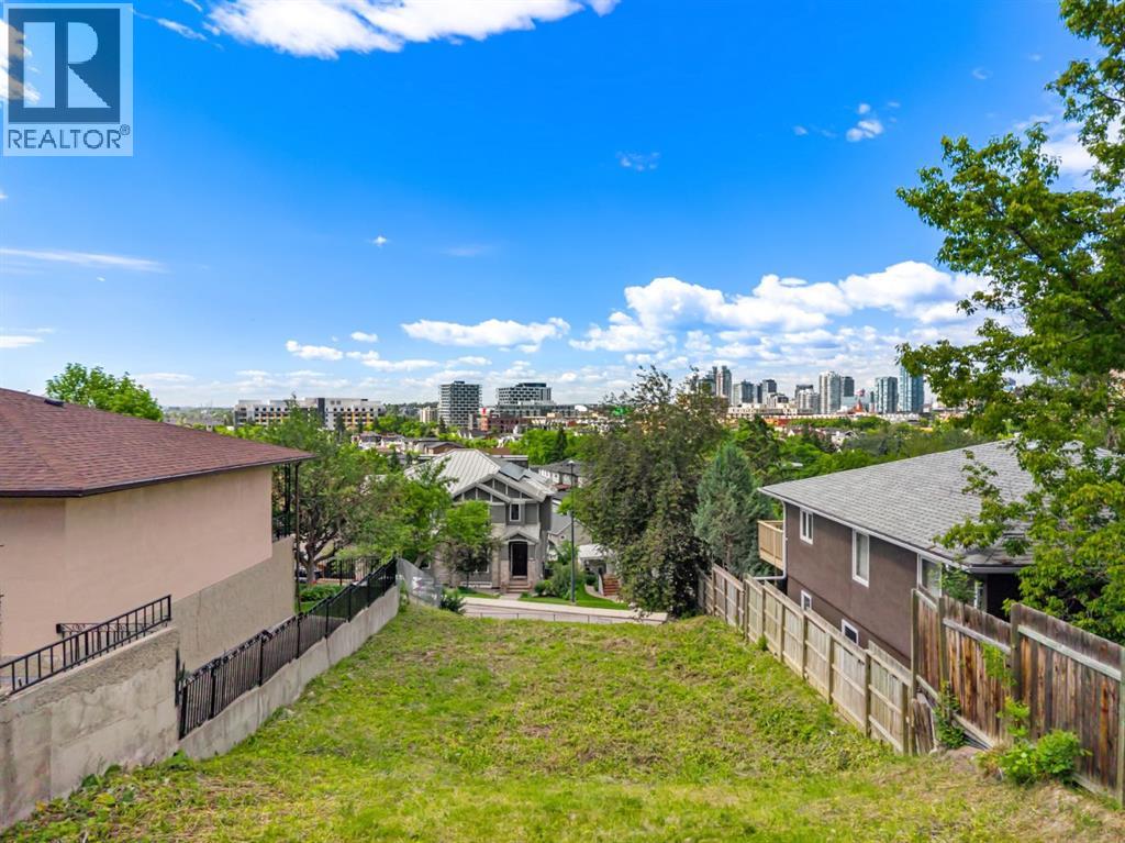 1128 Jamieson Avenue Northeast - Photo 5