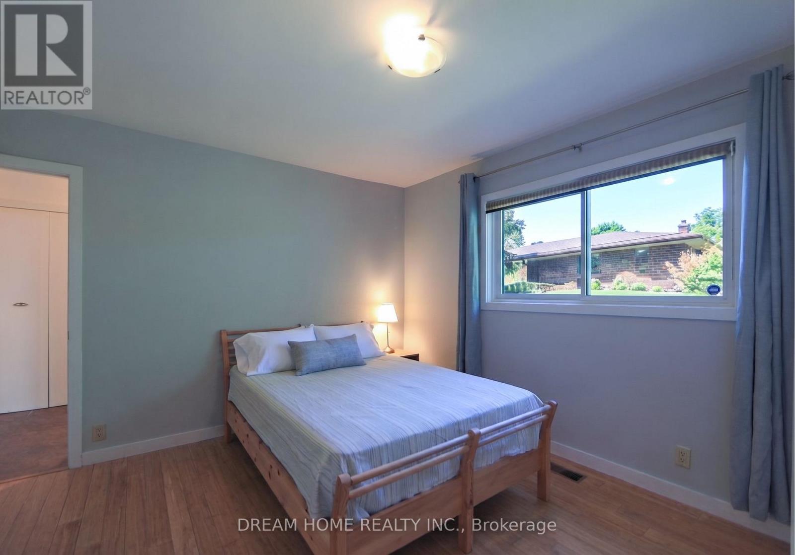 74 LAKEVIEW AVENUE - Image 12