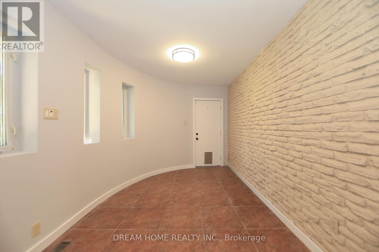 74 LAKEVIEW AVENUE - Image 16