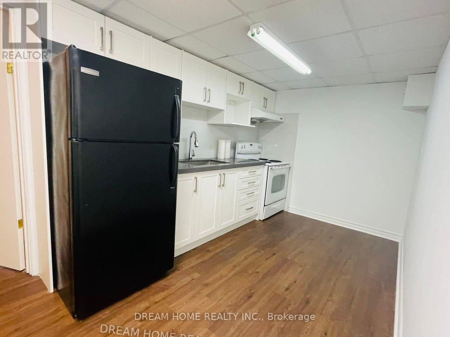 74 LAKEVIEW AVENUE - Image 29