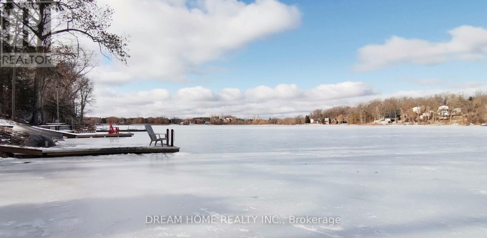74 LAKEVIEW AVENUE - Image 35