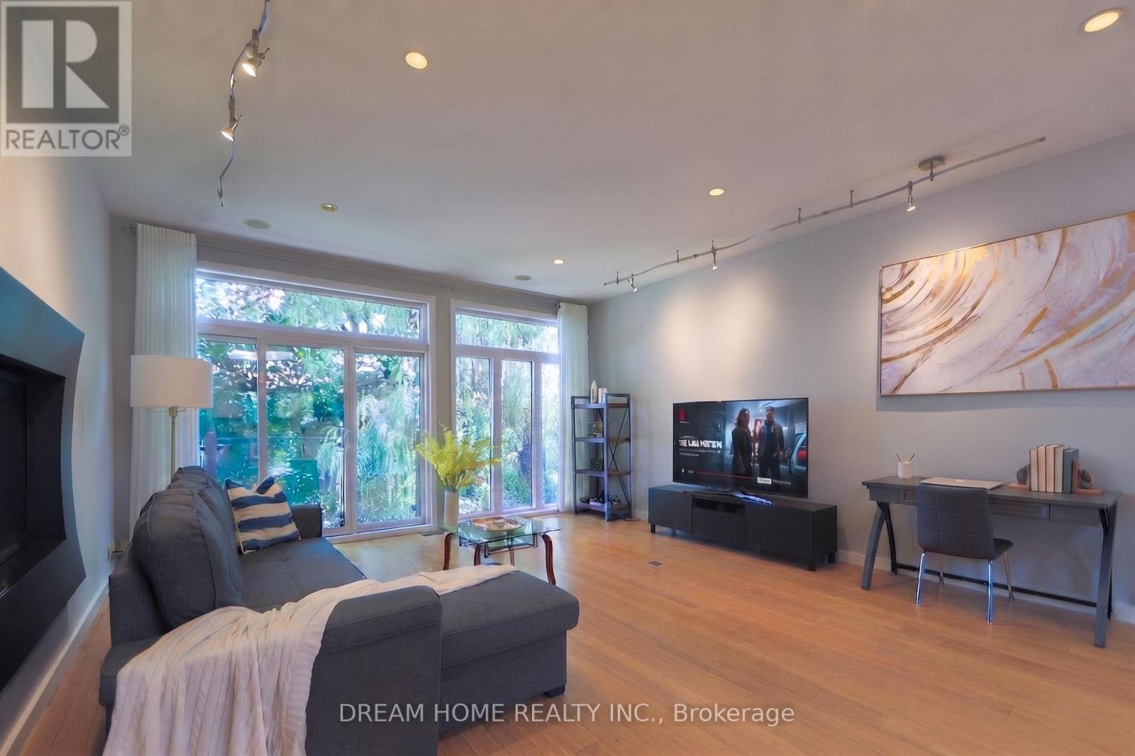 74 LAKEVIEW AVENUE - Image 6