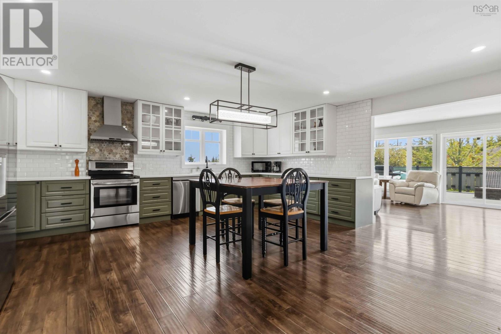 30 Capri Island Close - 10