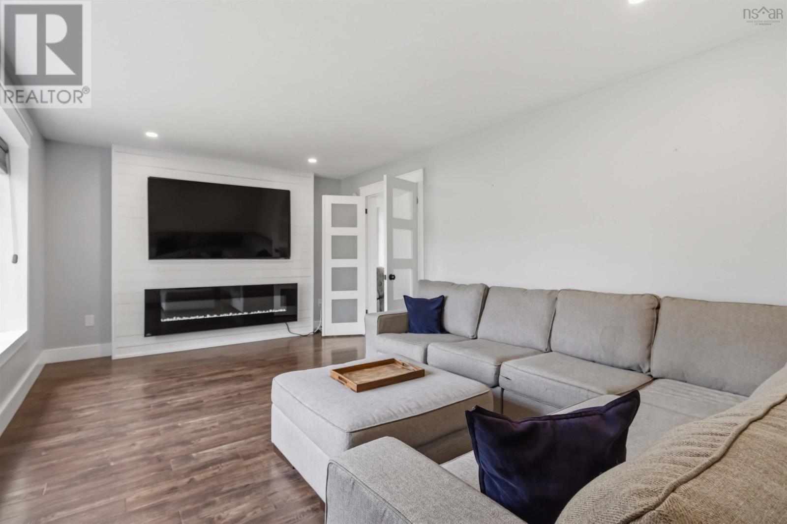 30 Capri Island Close - 8