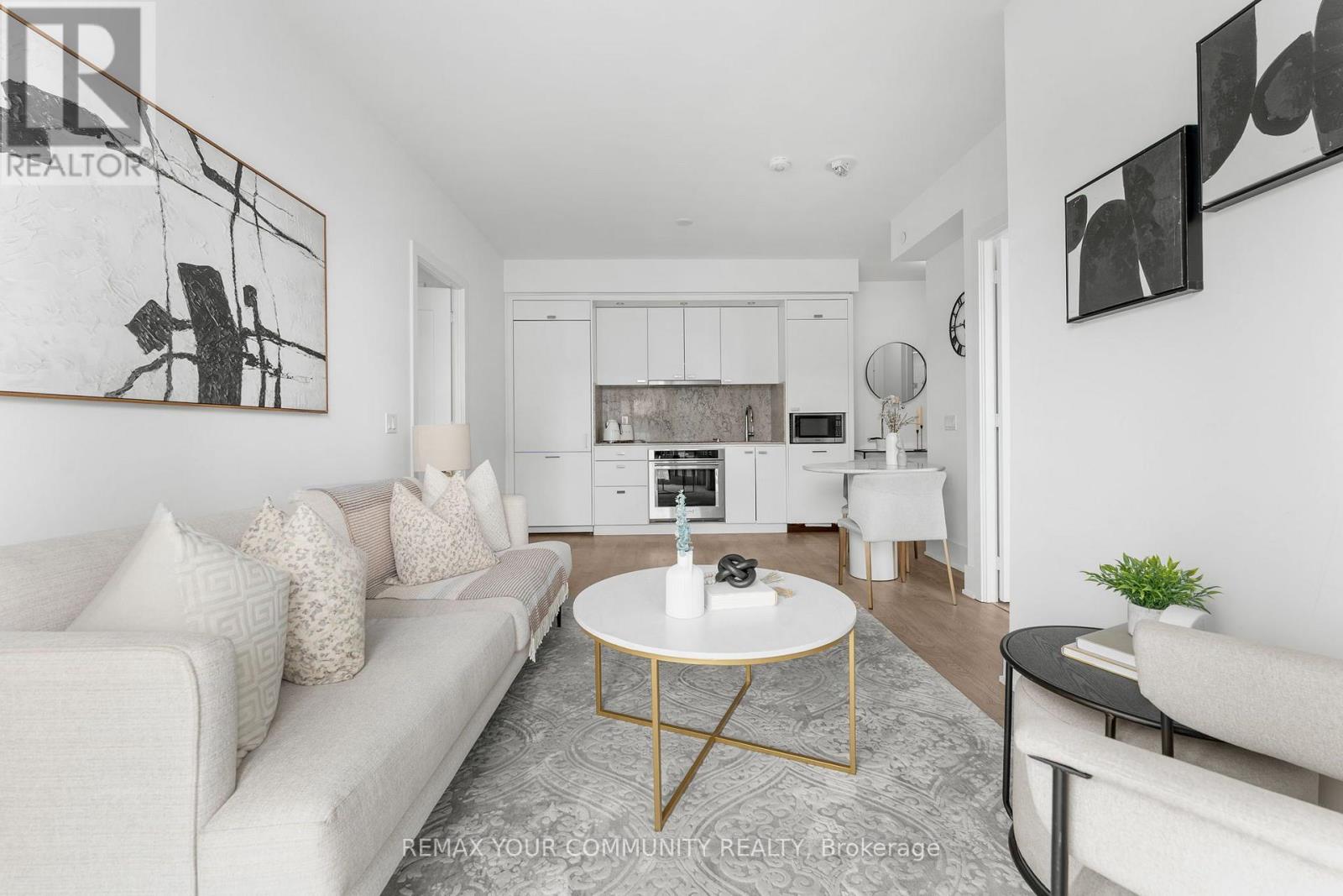 #2015 470 FRONT STREET - 26