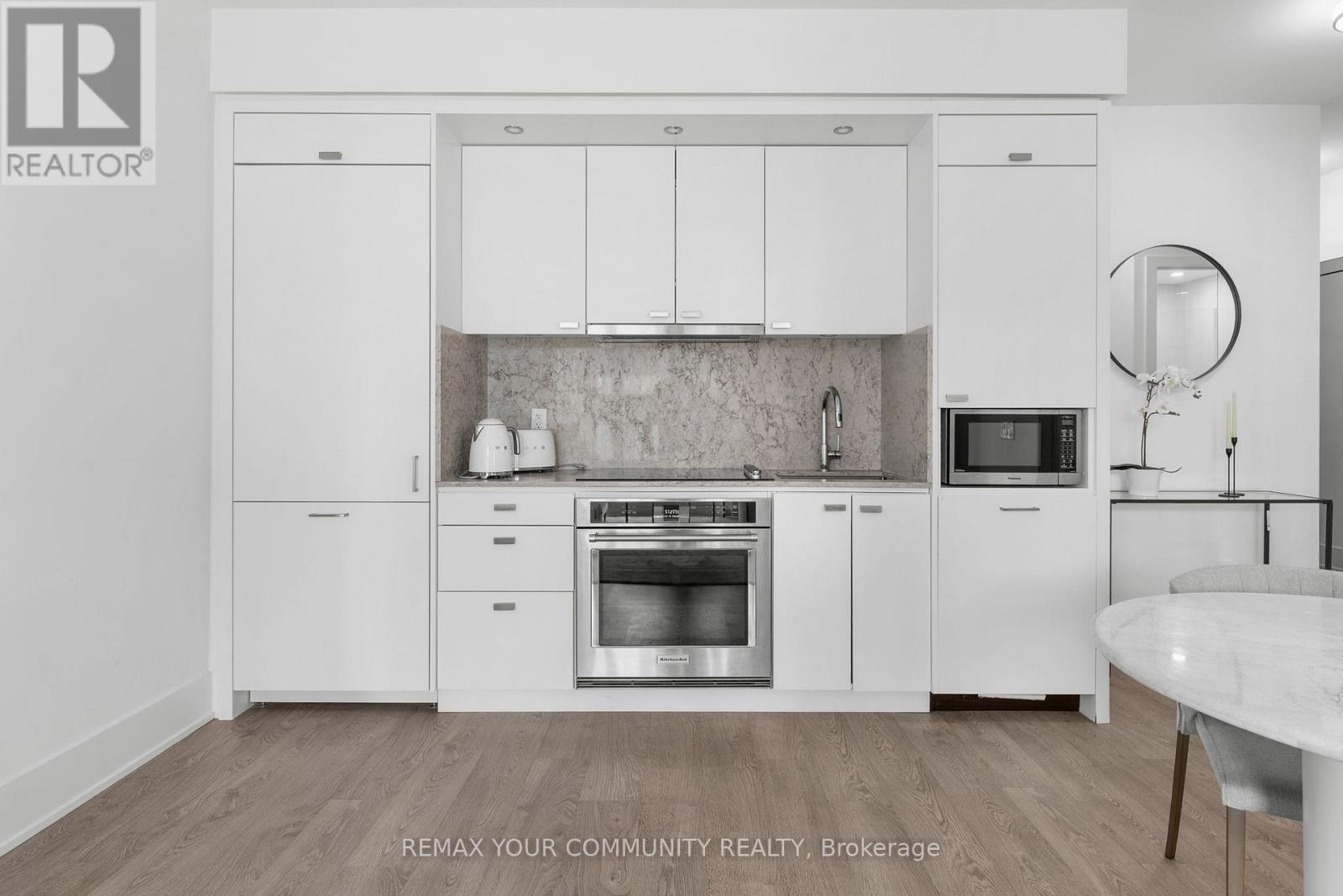 #2015 470 FRONT STREET - 19
