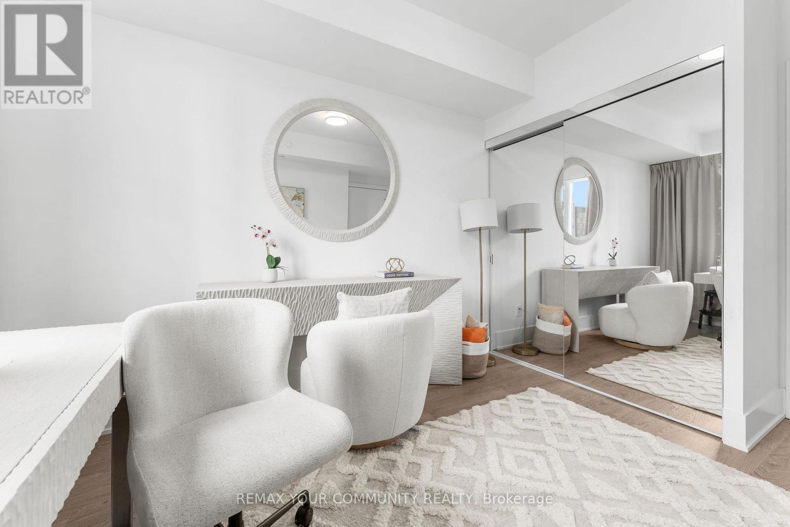 #2015 470 FRONT STREET - 31