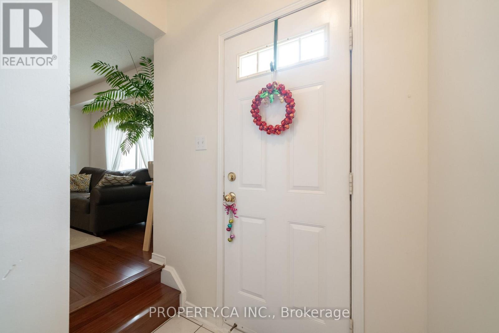 72 DESERT SAND DRIVE - 19