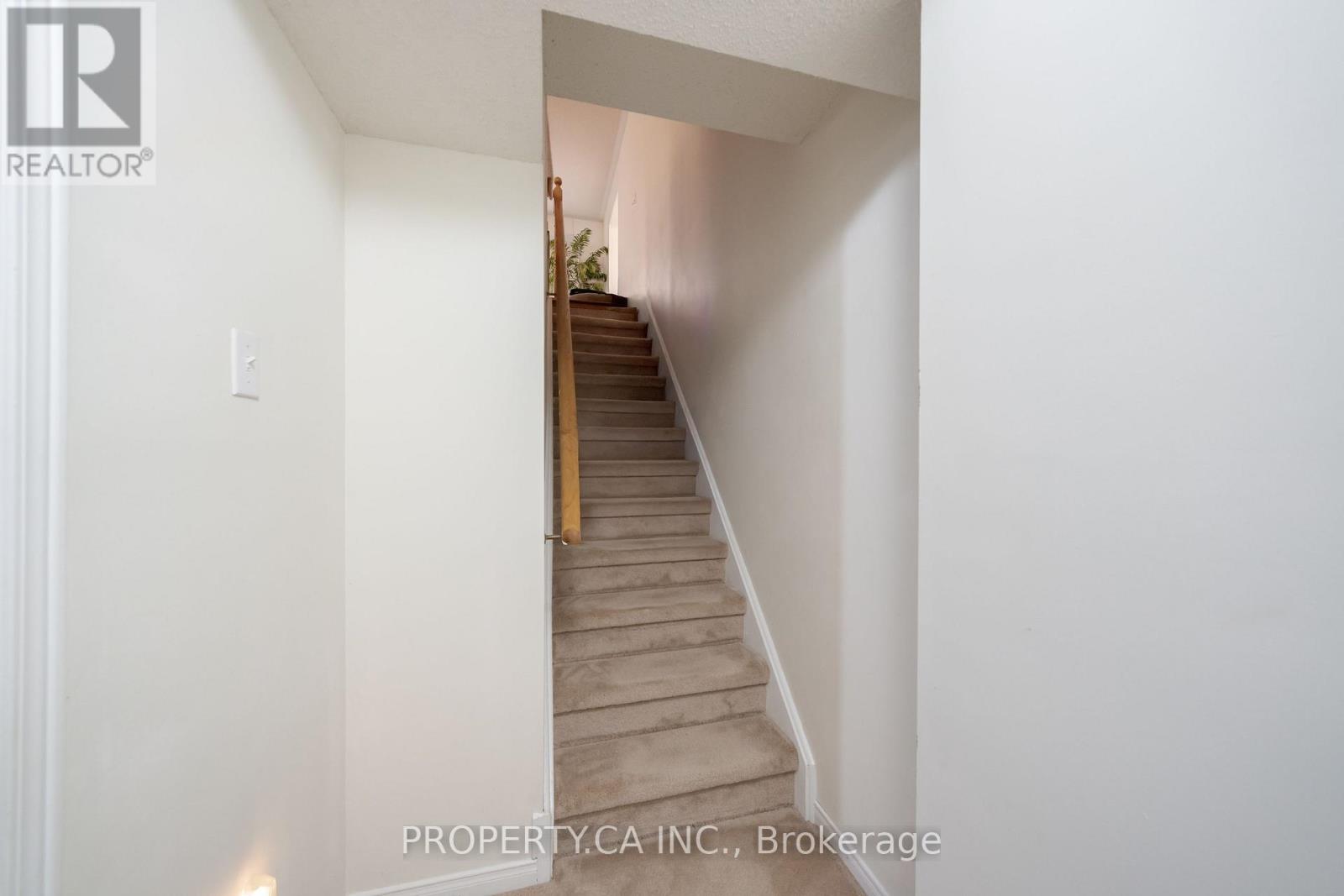 72 DESERT SAND DRIVE - 38