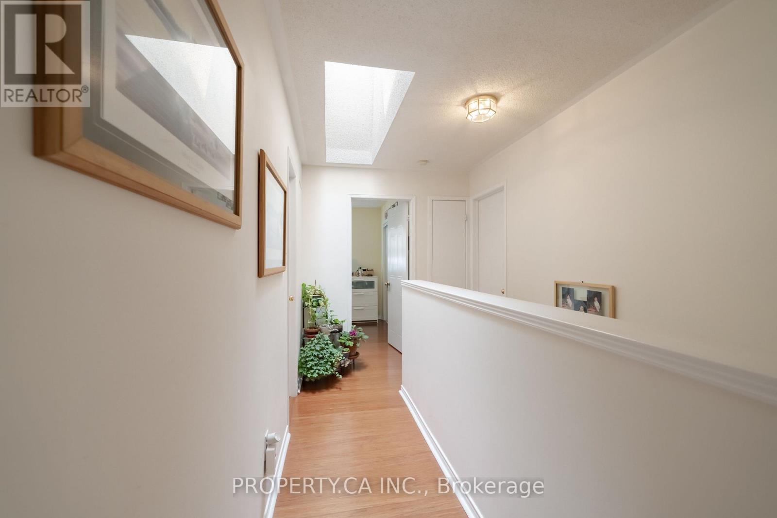 72 DESERT SAND DRIVE - 22